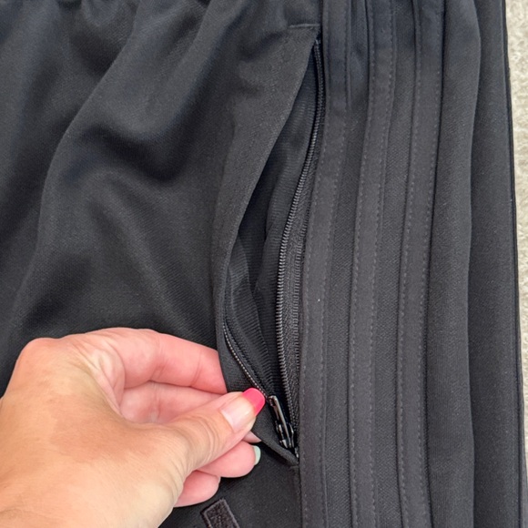 Adidas Women’s Soccer Warmup Pants - Picture 3 of 7